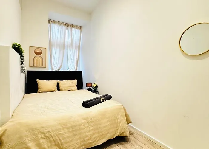Apartment Elegant 5-br Shared Ideal For Groups & Families Vienna