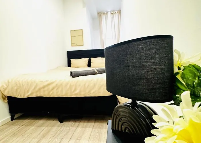 Apartment Elegant 5-br Shared Ideal For Groups & Families Vienna